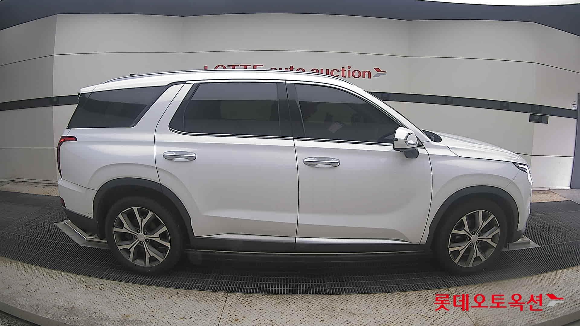 Hyundai - Palisade | (D) 2.2 Prestige 2WD 7 16