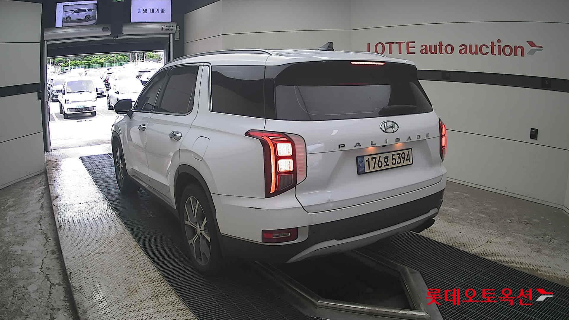 Hyundai - Palisade | (D) 2.2 Prestige 2WD 7 9