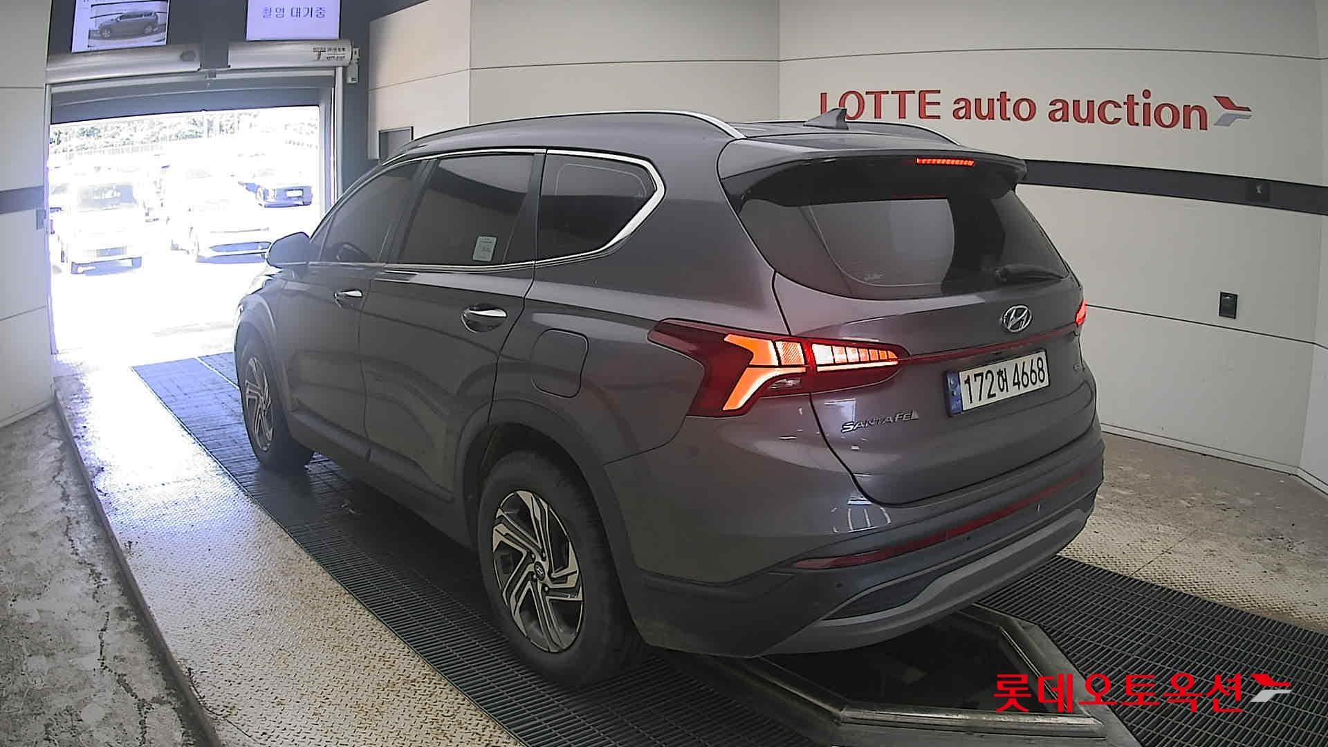 Hyundai - Santa Fe | THE NEW SANTAFE (D) 2.2 Prestige 5Seater 4WD 10