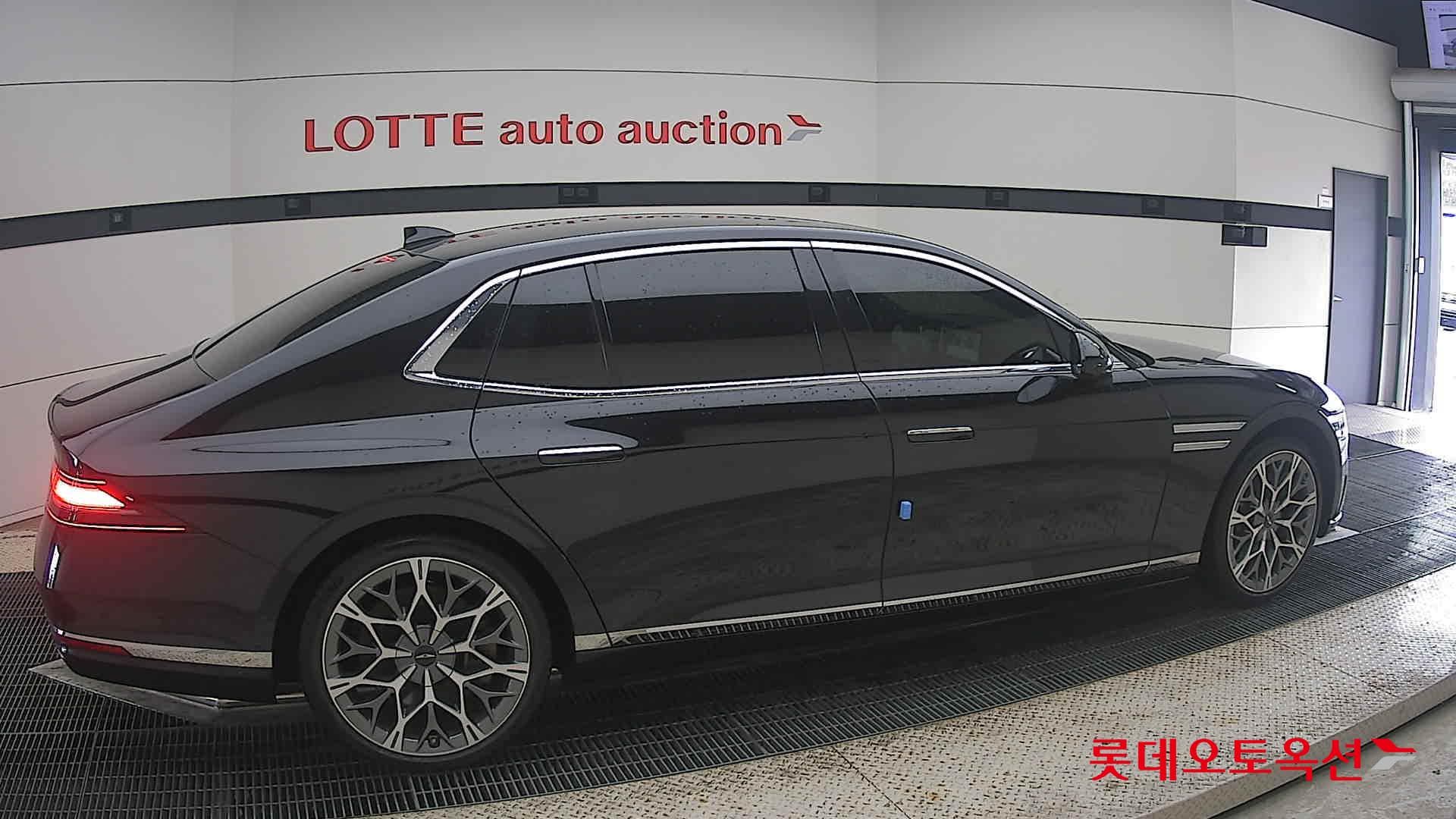 جينيسيس - G90 | (G)3.5T ESuper/21"/SDS/ 4WD AT 15