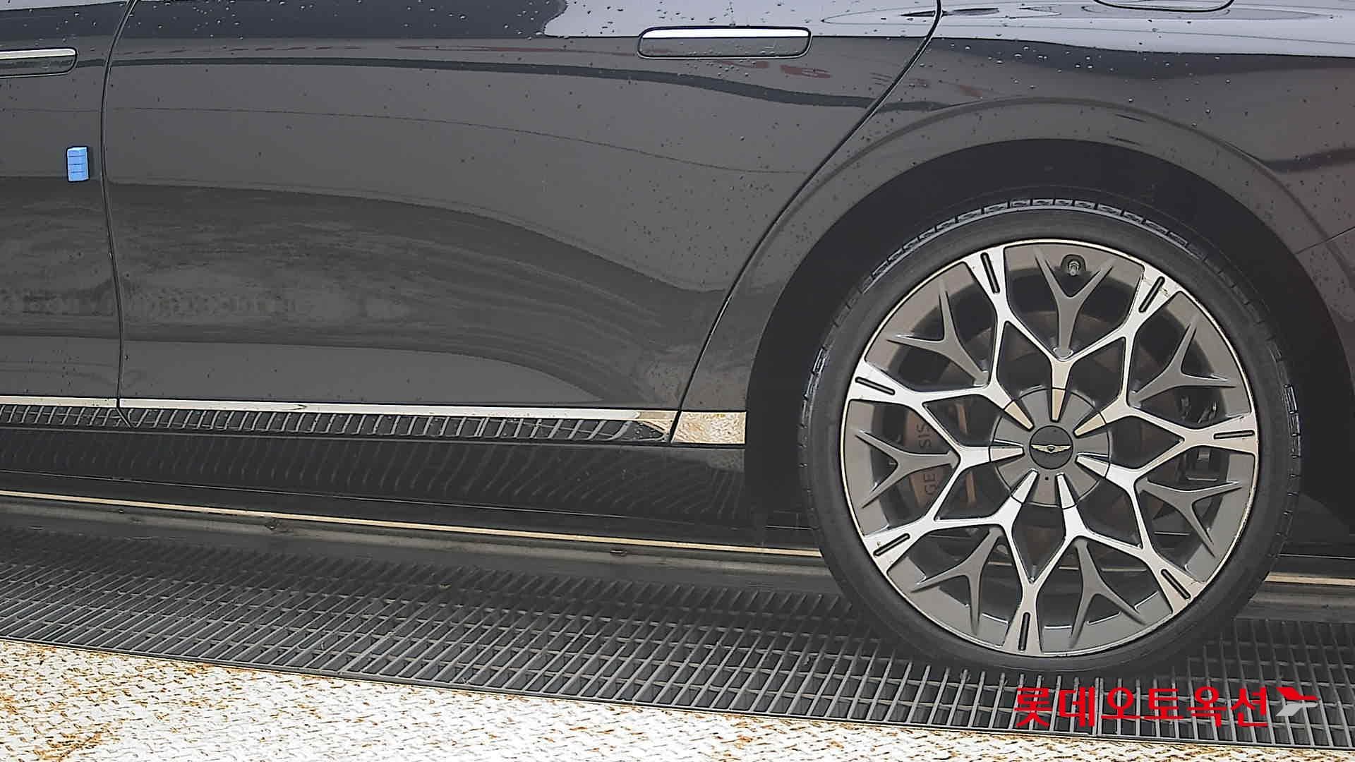 جينيسيس - G90 | (G)3.5T ESuper/21"/SDS/ 4WD AT 22
