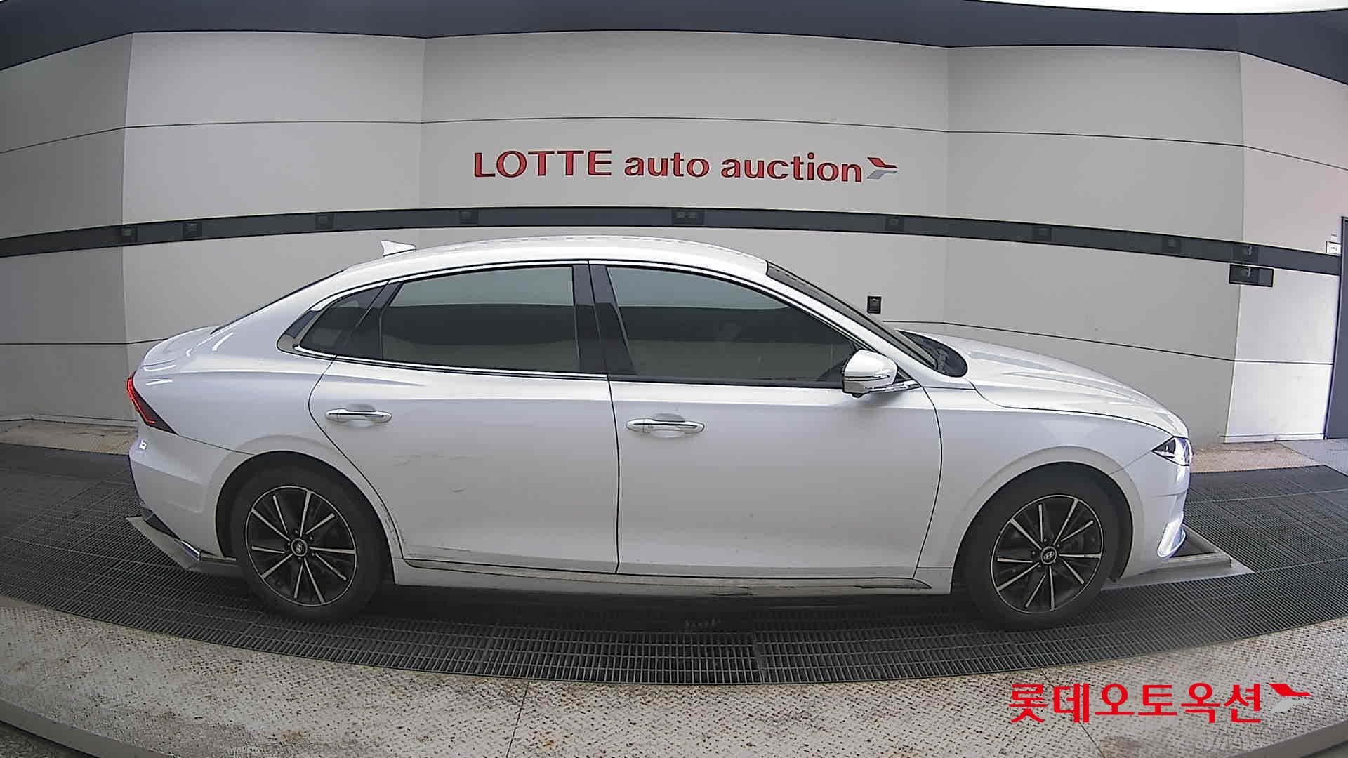 Hyundai - Grandeur | THE NEW (G) 2.5 16