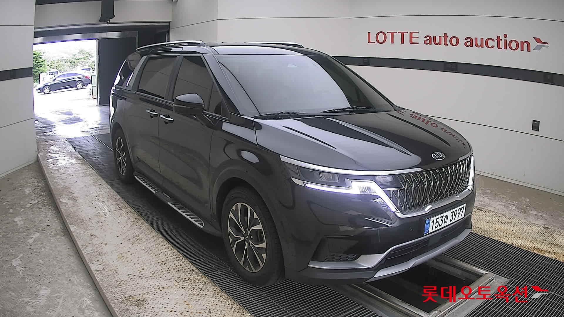 Kia - Carnival | KA4 (D)2.2 Prestige 9 2WD AT 19