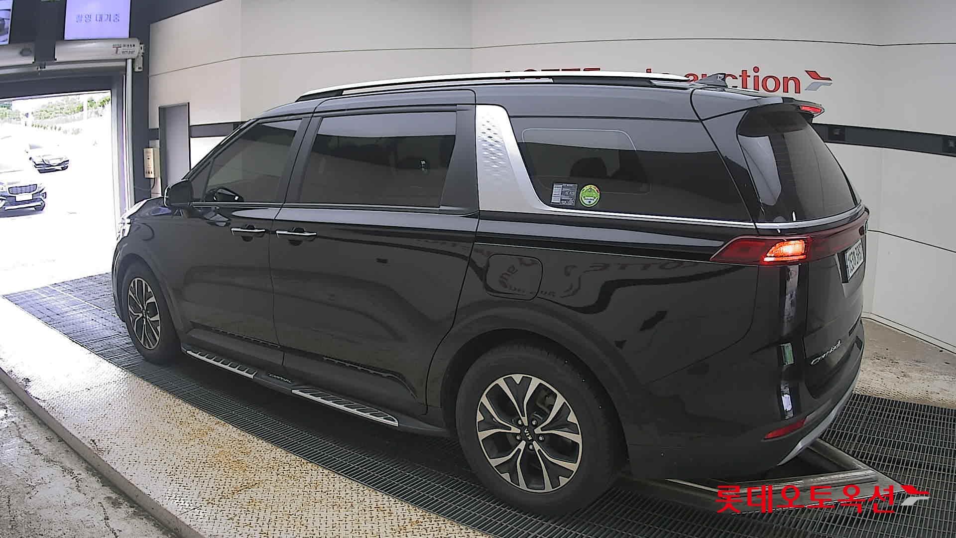 Kia - Carnival | KA4 (D)2.2 Prestige 9 2WD AT 8