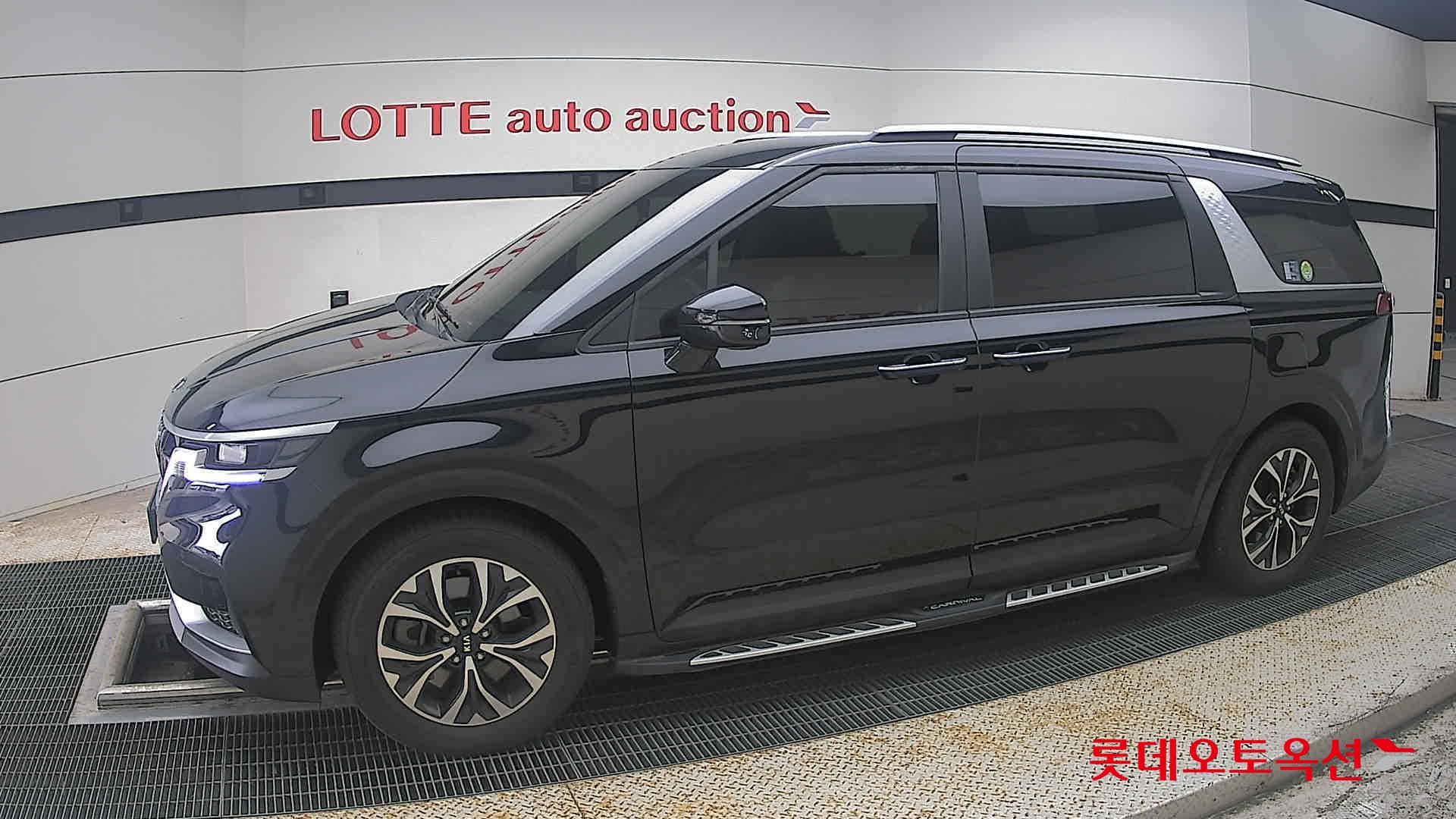 Kia - Carnival | KA4 (D)2.2 Prestige 9 2WD AT 5