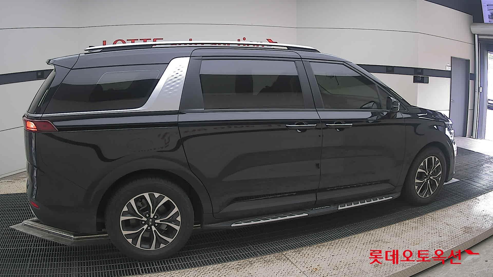 Kia - Carnival | KA4 (D)2.2 Prestige 9 2WD AT 15