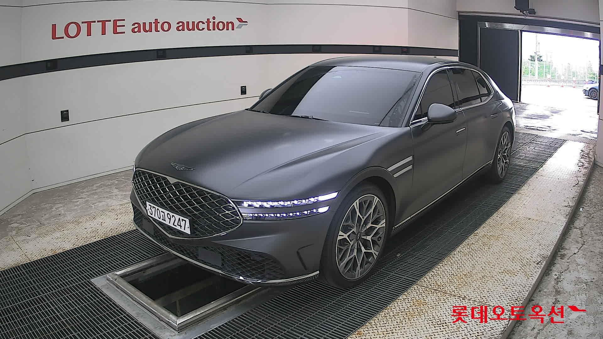 جينيسيس - G90 | (G)3.5T ESuper/21"/SDS/ 4WD AT 3