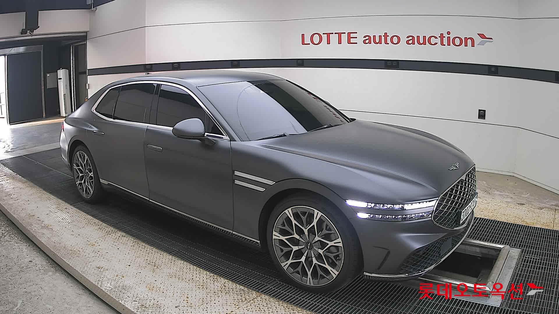 جينيسيس - G90 | (G)3.5T ESuper/21"/SDS/ 4WD AT 18