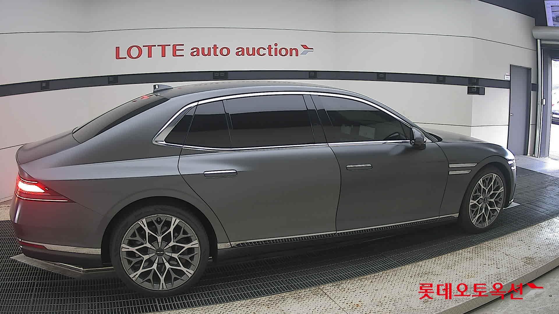 جينيسيس - G90 | (G)3.5T ESuper/21"/SDS/ 4WD AT 15