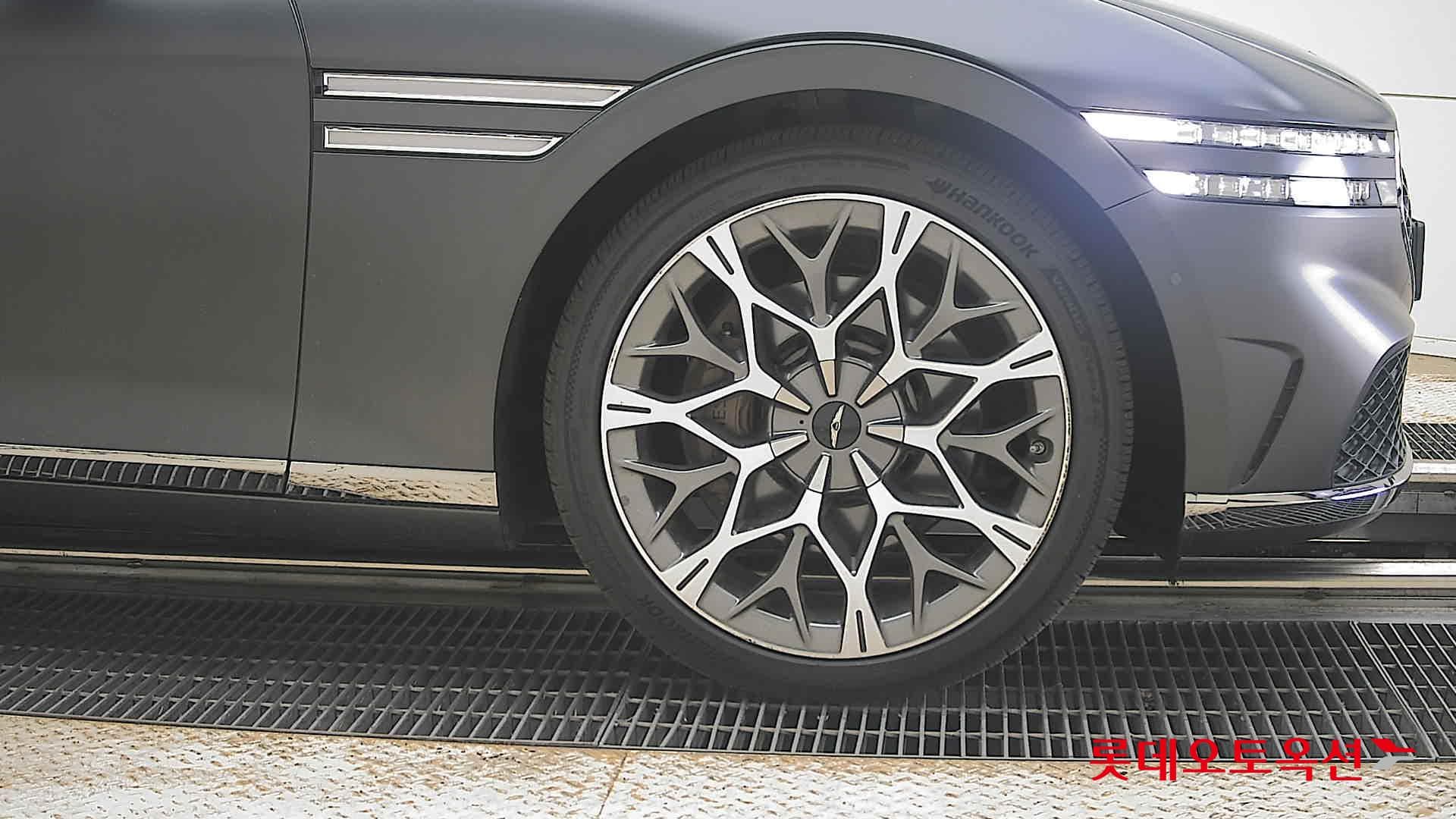 جينيسيس - G90 | (G)3.5T ESuper/21"/SDS/ 4WD AT 23