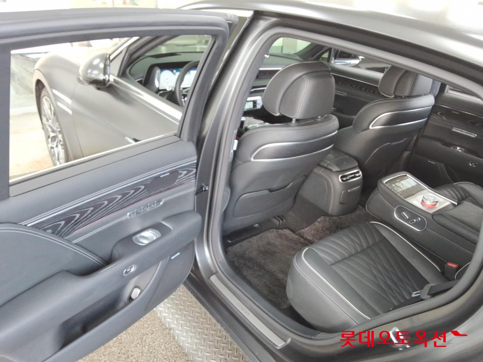 جينيسيس - G90 | (G)3.5T ESuper/21"/SDS/ 4WD AT 36