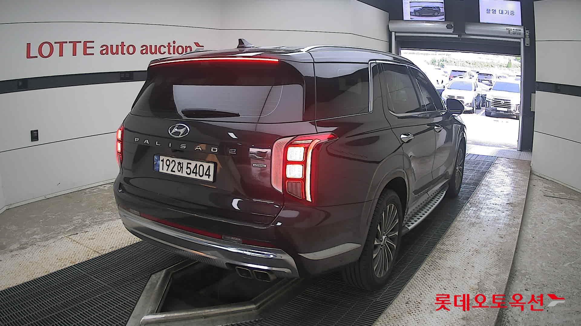 هيونداي - باليسيد | (G) 3.8 VIP 4WD 7 13