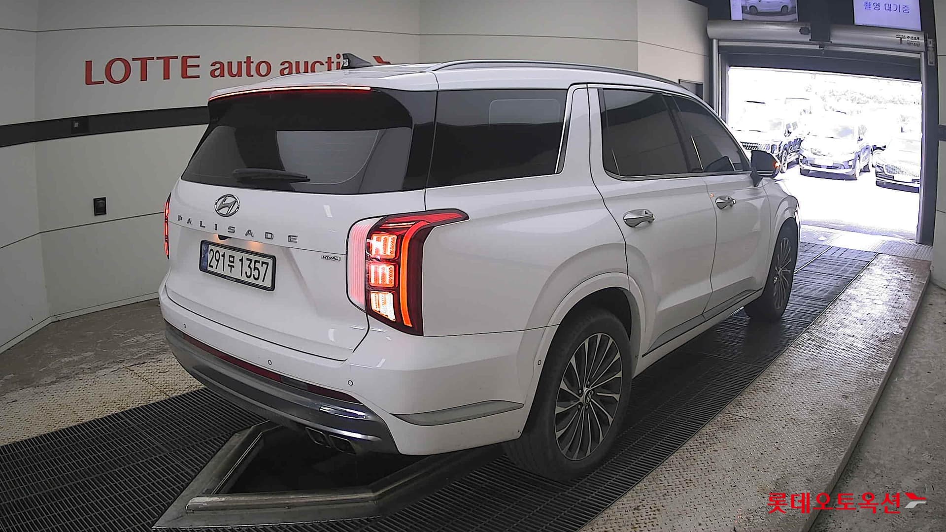 Hyundai - Palisade | (G) 3.8 4WD 7 12