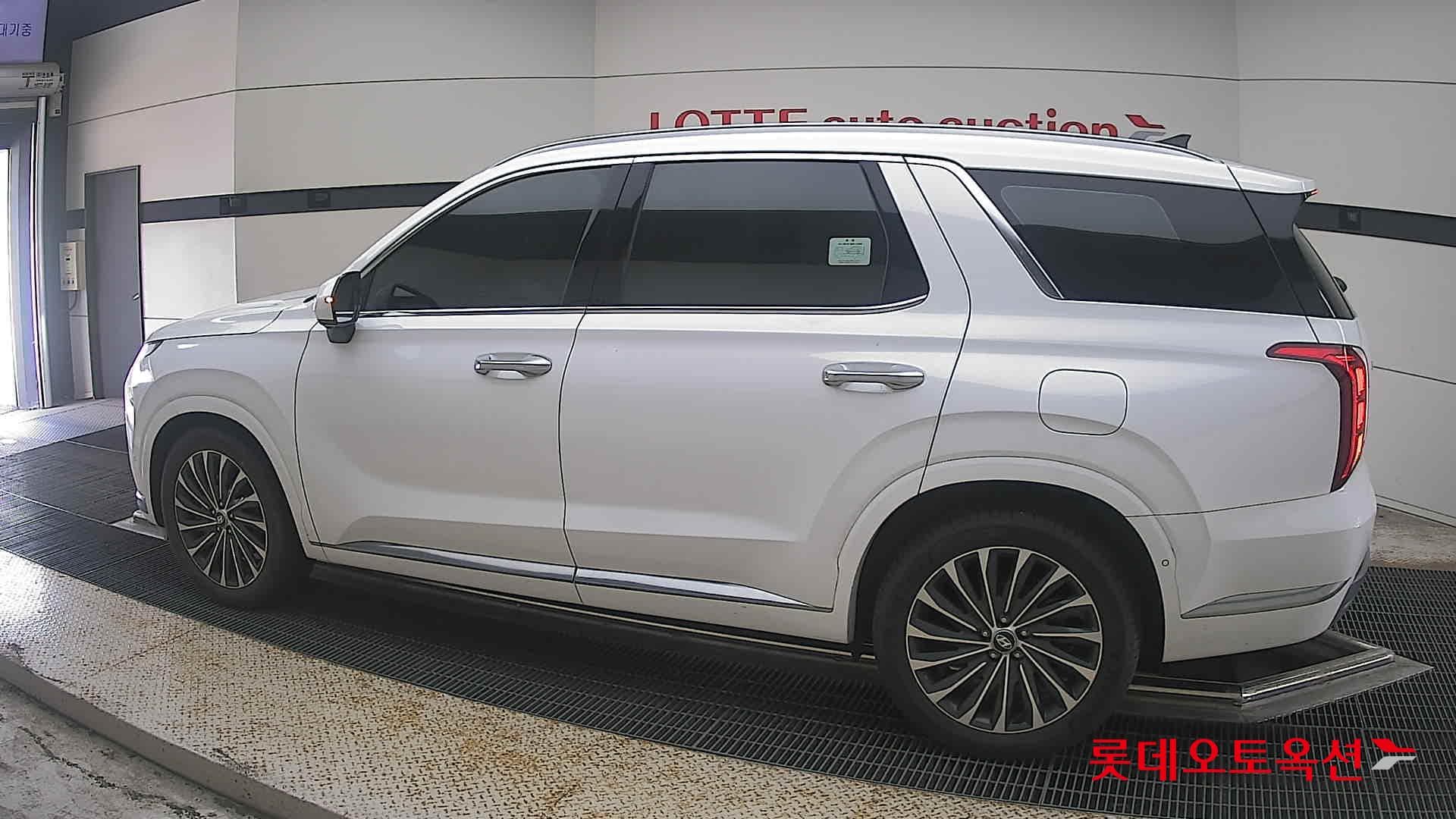 Hyundai - Palisade | (G) 3.8 4WD 7 7