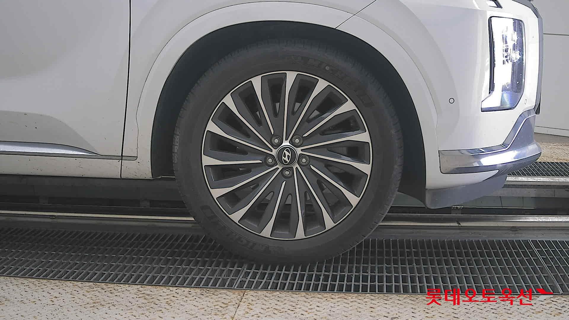 Hyundai - Palisade | (G) 3.8 4WD 7 23