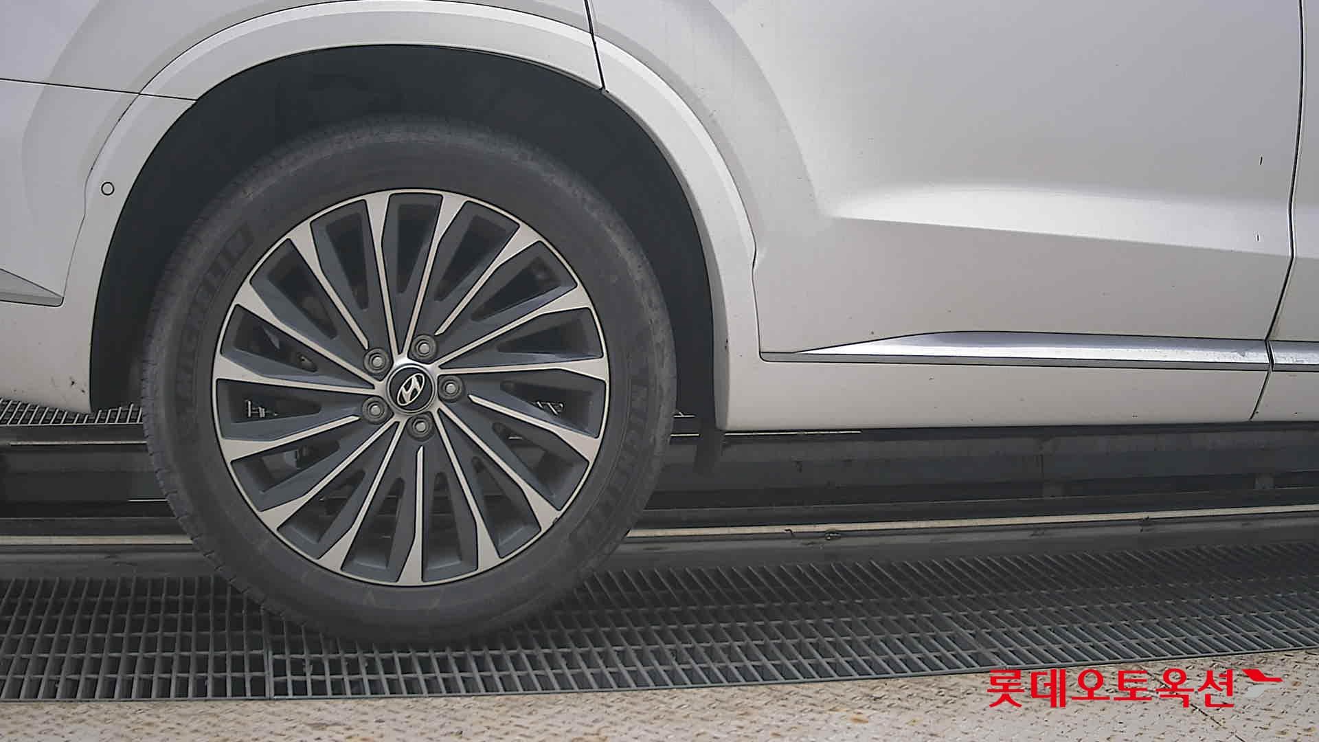 Hyundai - Palisade | (G) 3.8 4WD 7 24