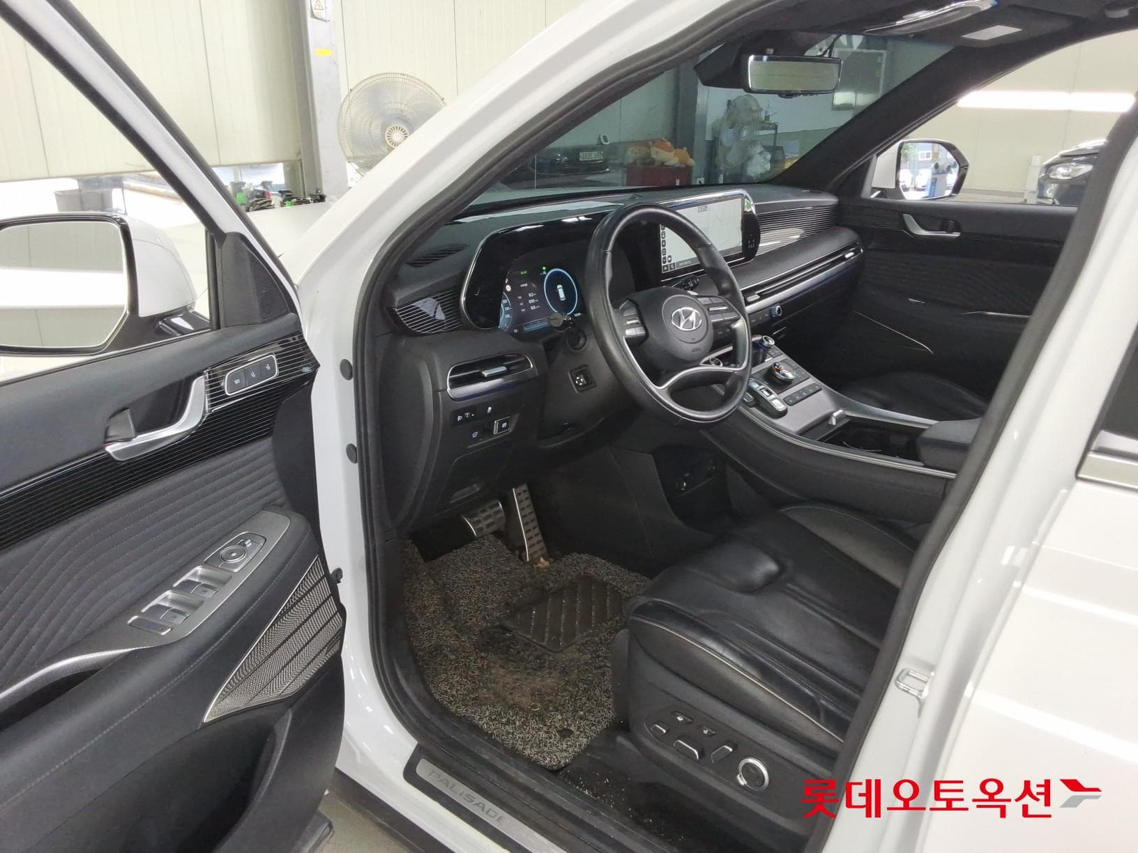 Hyundai - Palisade | (G) 3.8 4WD 7 34