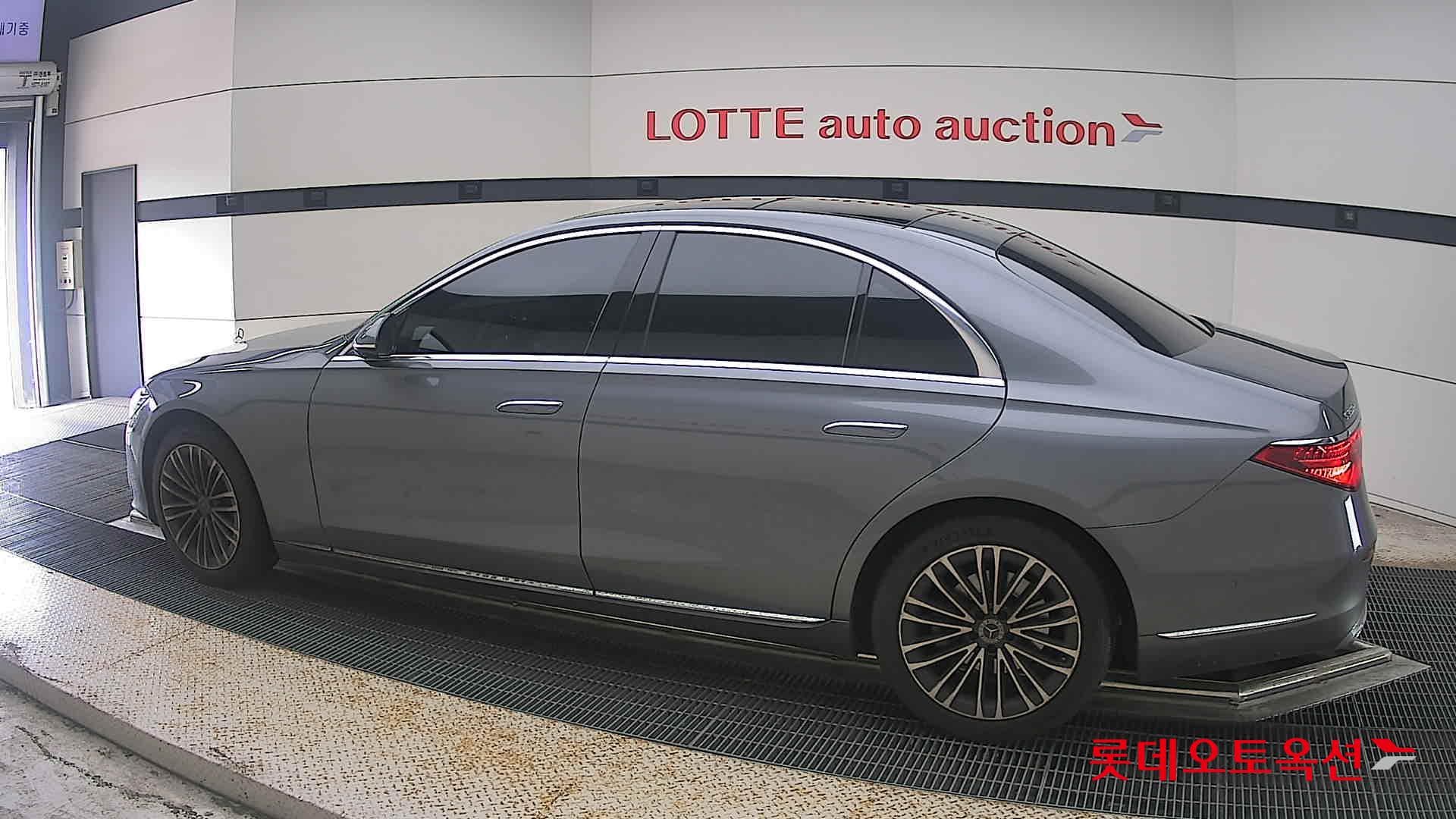 Mercedes-Benz - S-Class | THE NEW S350 (D) 3.0 7