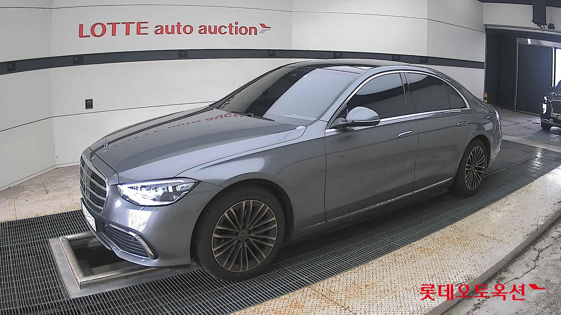 Mercedes-Benz - S-Class | THE NEW S350 (D) 3.0 4