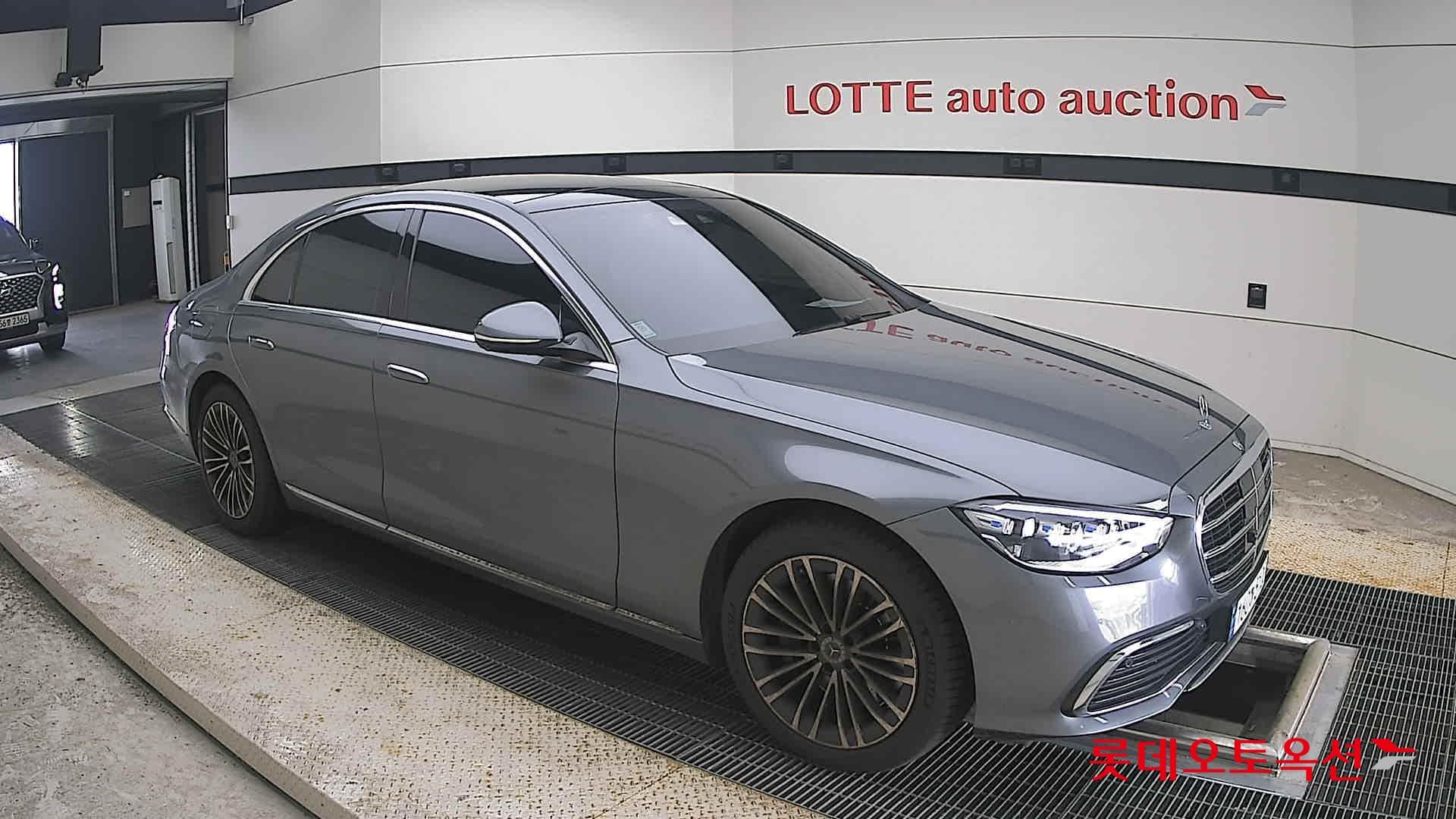 Mercedes-Benz - S-Class | THE NEW S350 (D) 3.0 18
