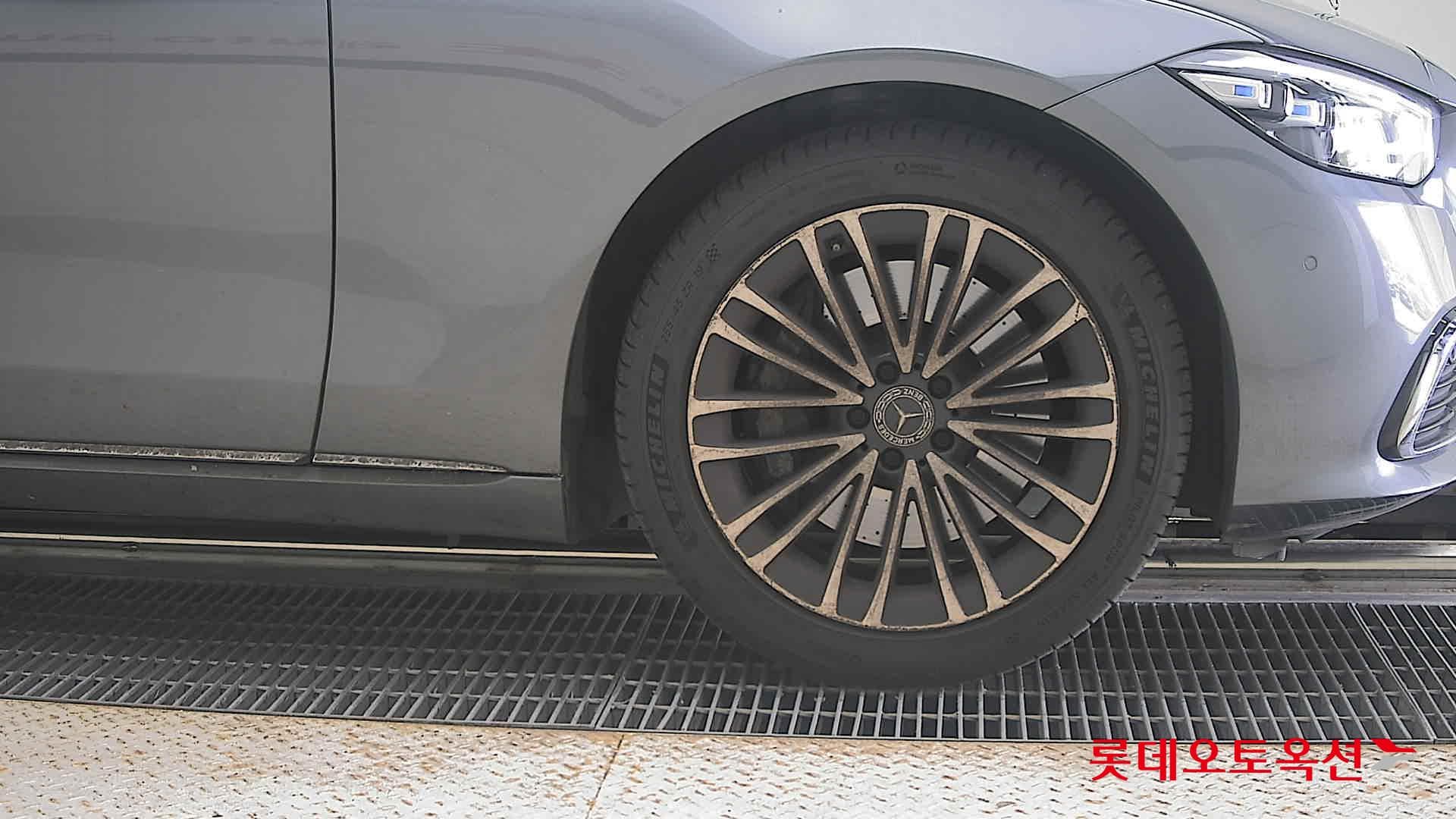 Mercedes-Benz - S-Class | THE NEW S350 (D) 3.0 23