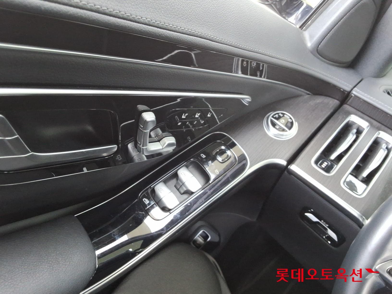 Mercedes-Benz - S-Class | THE NEW S350 (D) 3.0 28