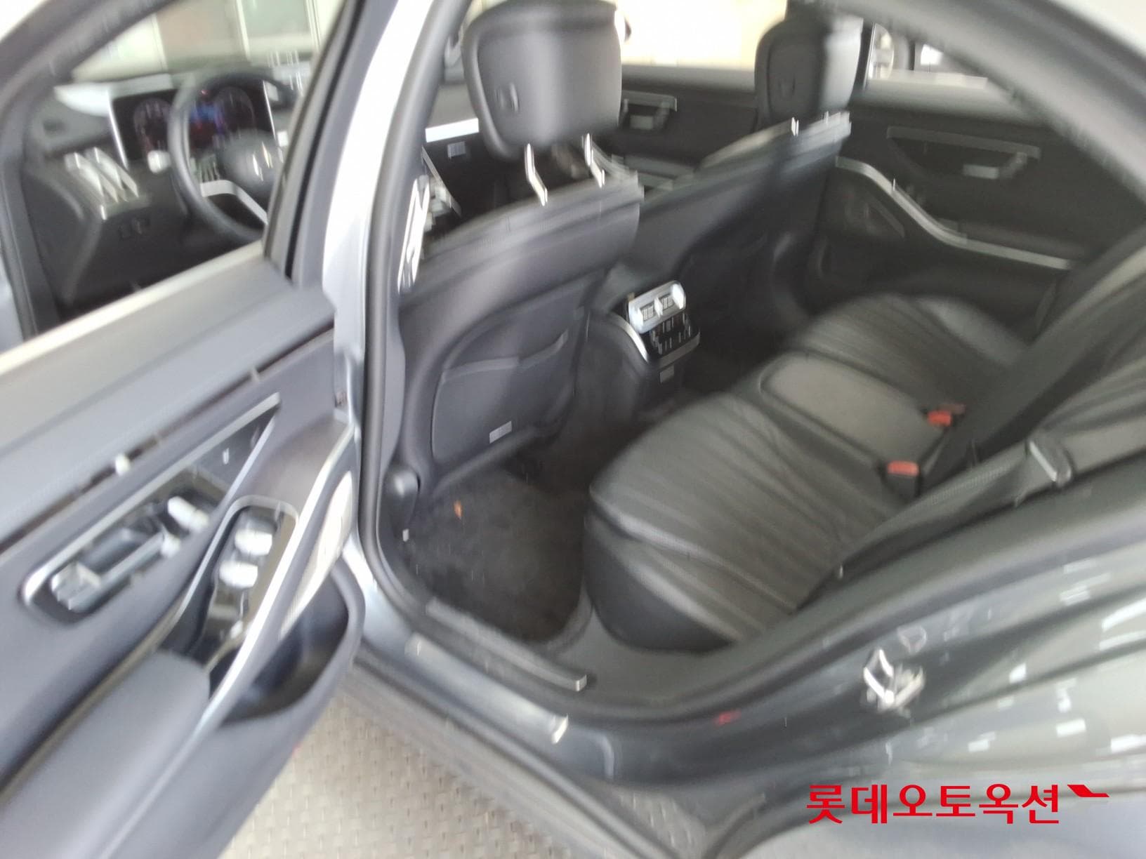 Mercedes-Benz - S-Class | THE NEW S350 (D) 3.0 36