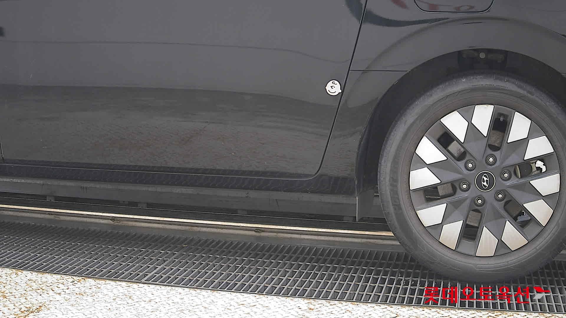 Hyundai - Staria | (D) 2.2 7Seater Inspiration 22