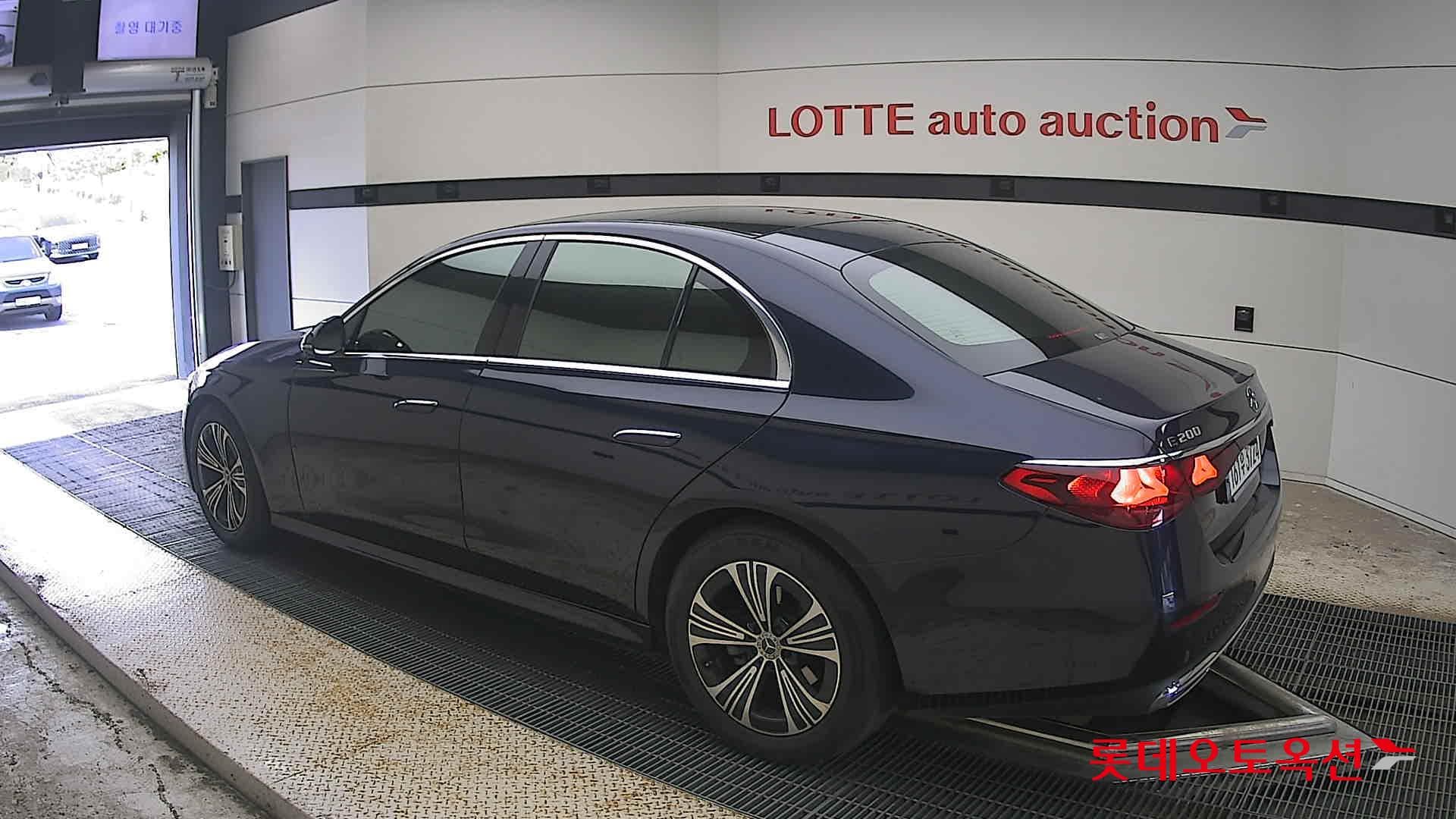 مرسيدس - E-Class | E (G) 2.0 E200 AVANTGARDE 8