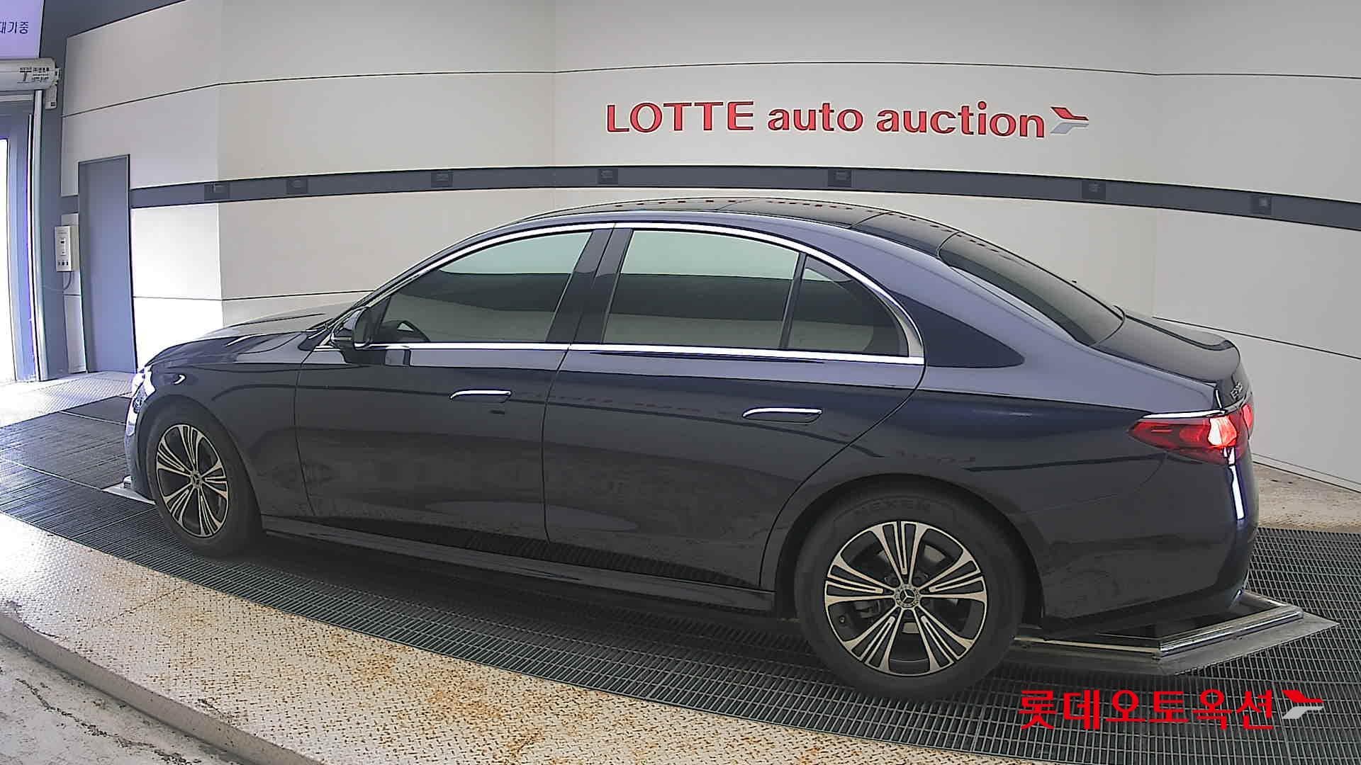 مرسيدس - E-Class | E (G) 2.0 E200 AVANTGARDE 7