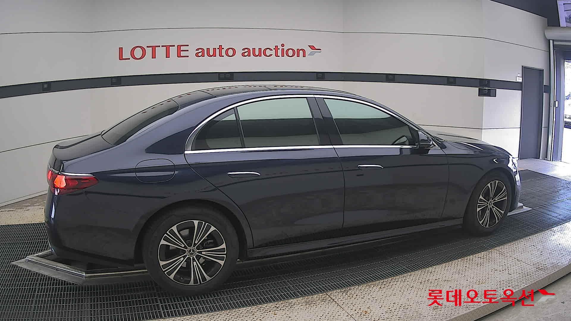 مرسيدس - E-Class | E (G) 2.0 E200 AVANTGARDE 15