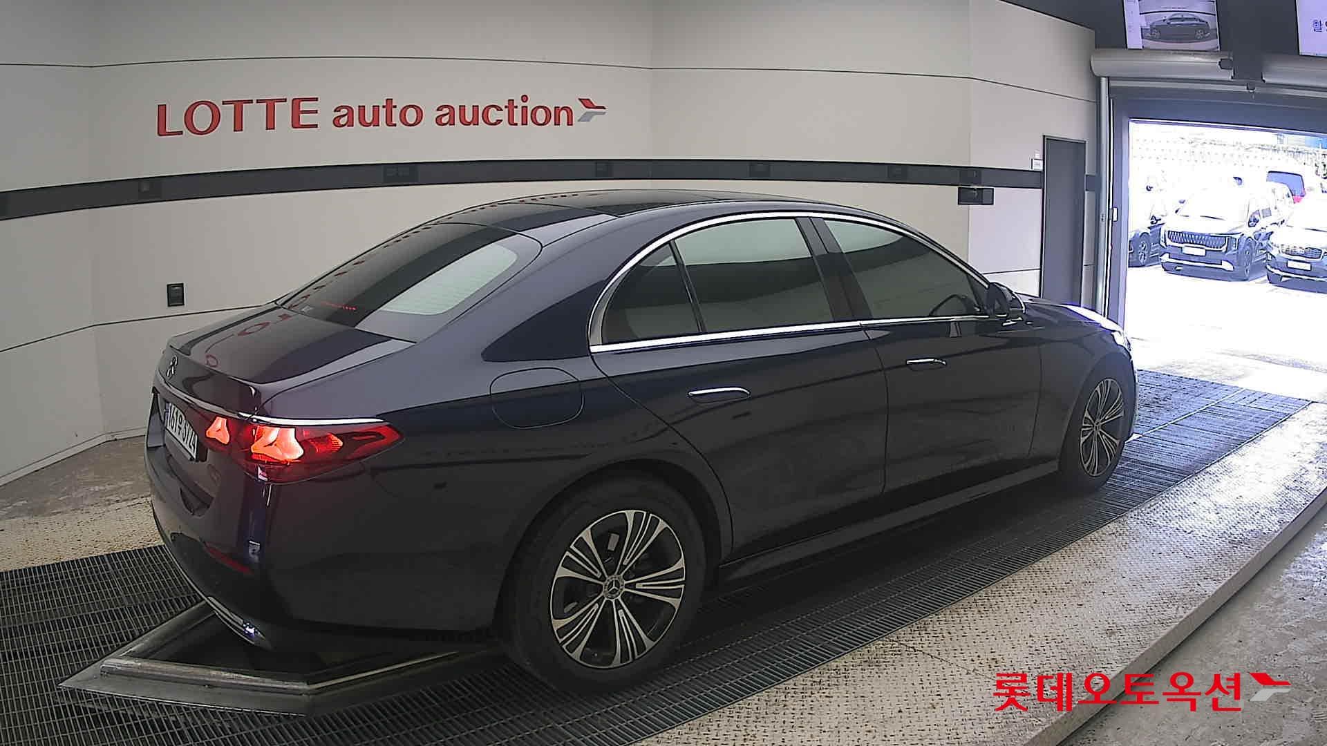 مرسيدس - E-Class | E (G) 2.0 E200 AVANTGARDE 14