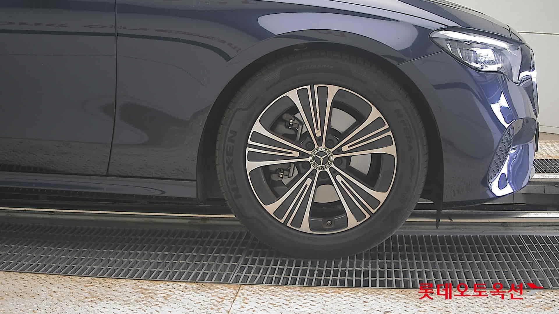 مرسيدس - E-Class | E (G) 2.0 E200 AVANTGARDE 23
