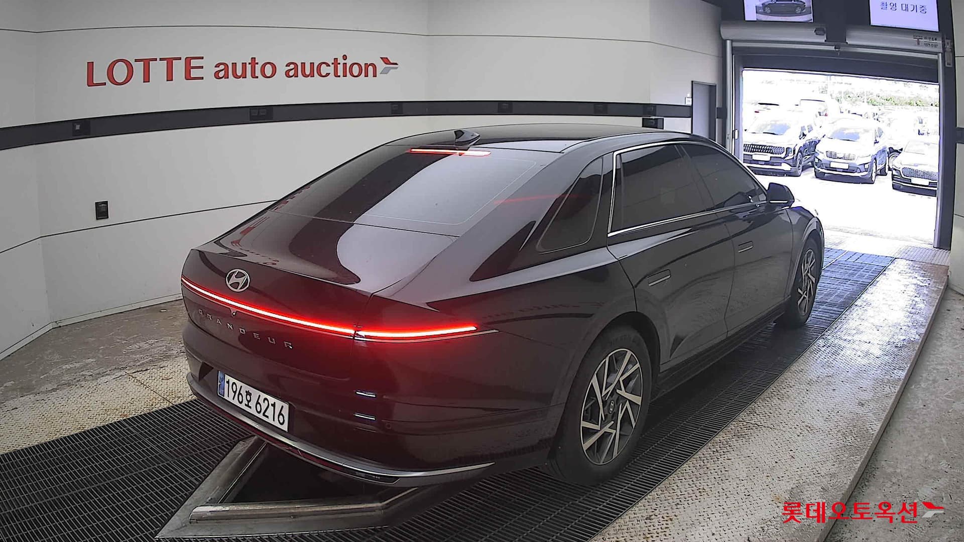 Hyundai - Grandeur | GN7 (G) 2.5 Exclusive 12