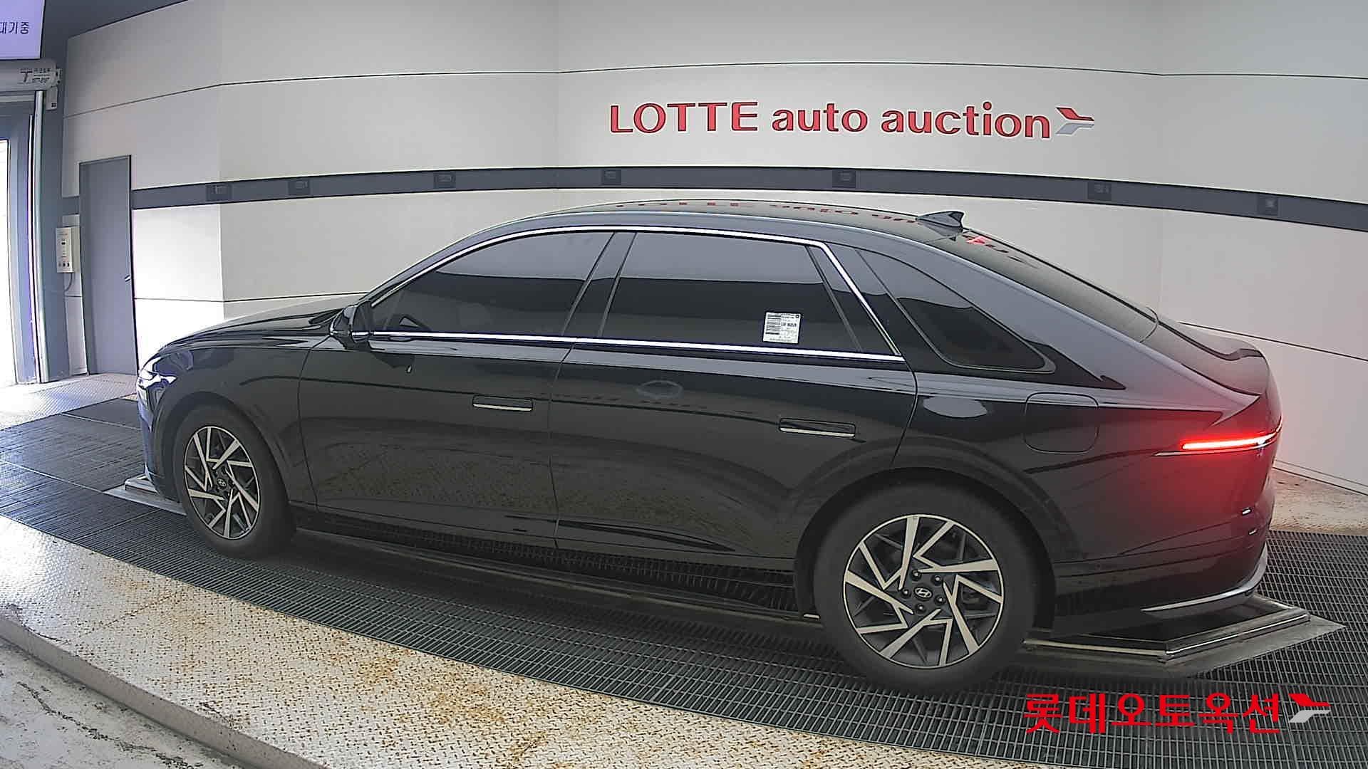 Hyundai - Grandeur | GN7 (G) 2.5 Exclusive 7