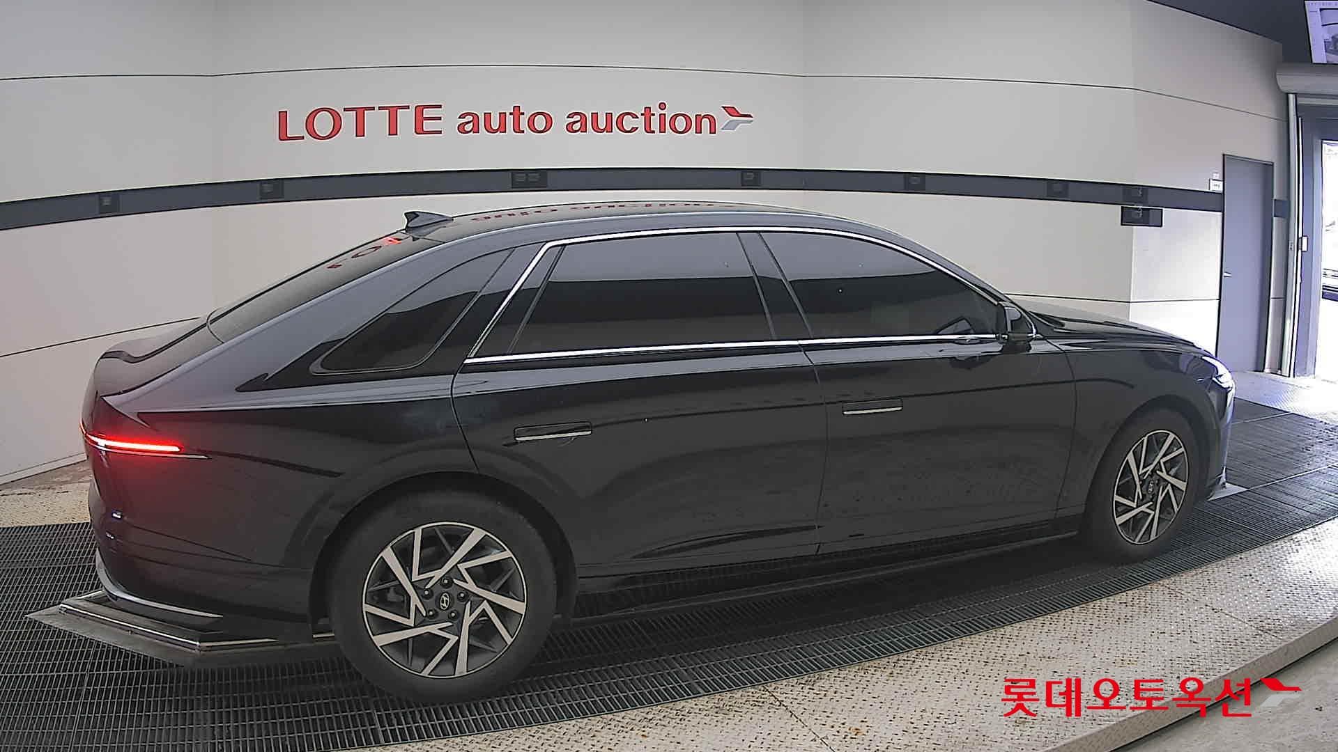 Hyundai - Grandeur | GN7 (G) 2.5 Exclusive 15