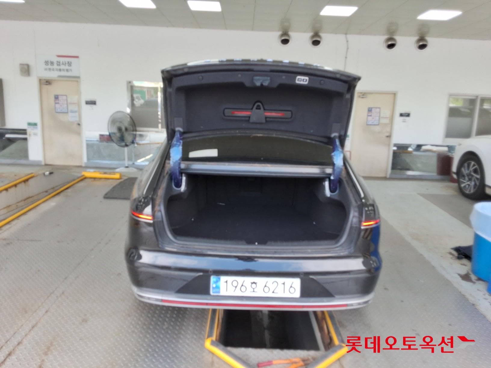 Hyundai - Grandeur | GN7 (G) 2.5 Exclusive 37
