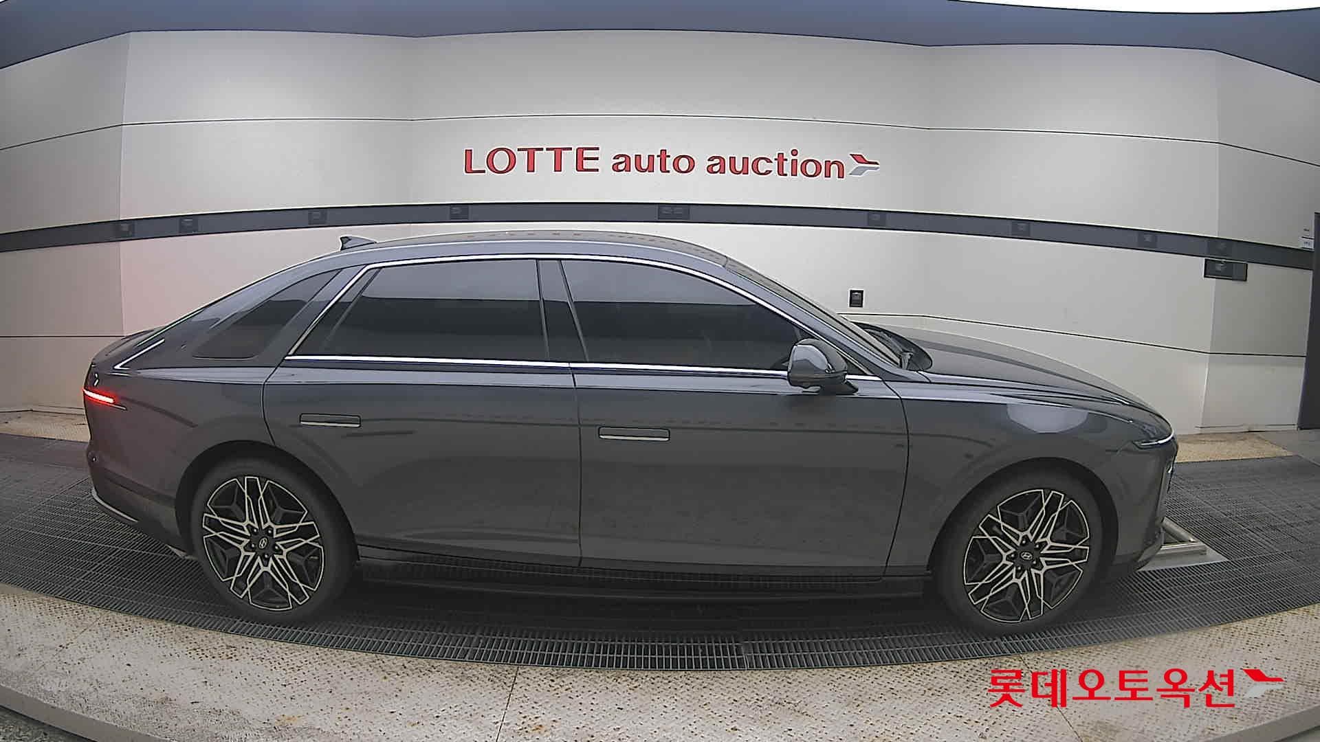 Hyundai - Grandeur | GN7 (G)3.5 Exclusive 2WD AT 16