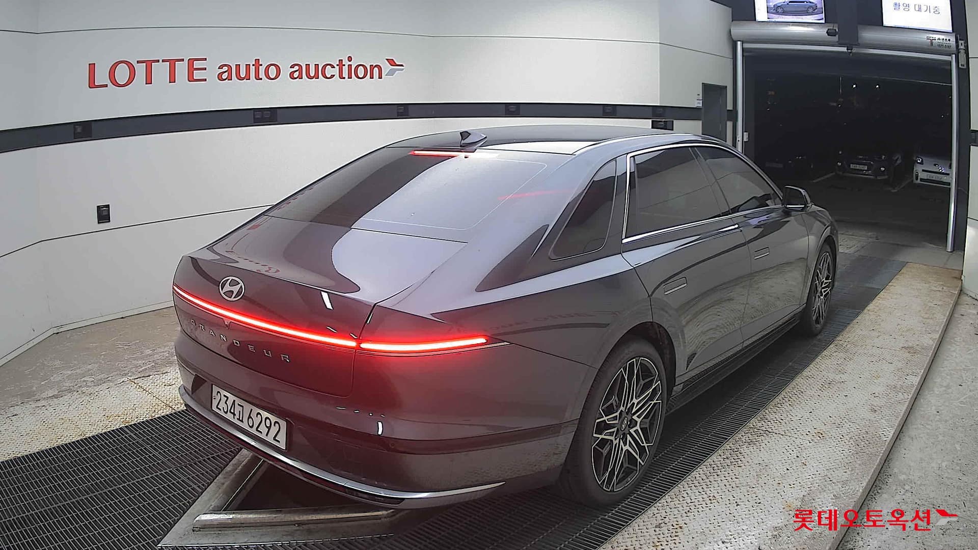 Hyundai - Grandeur | GN7 (G)3.5 Exclusive 2WD AT 12