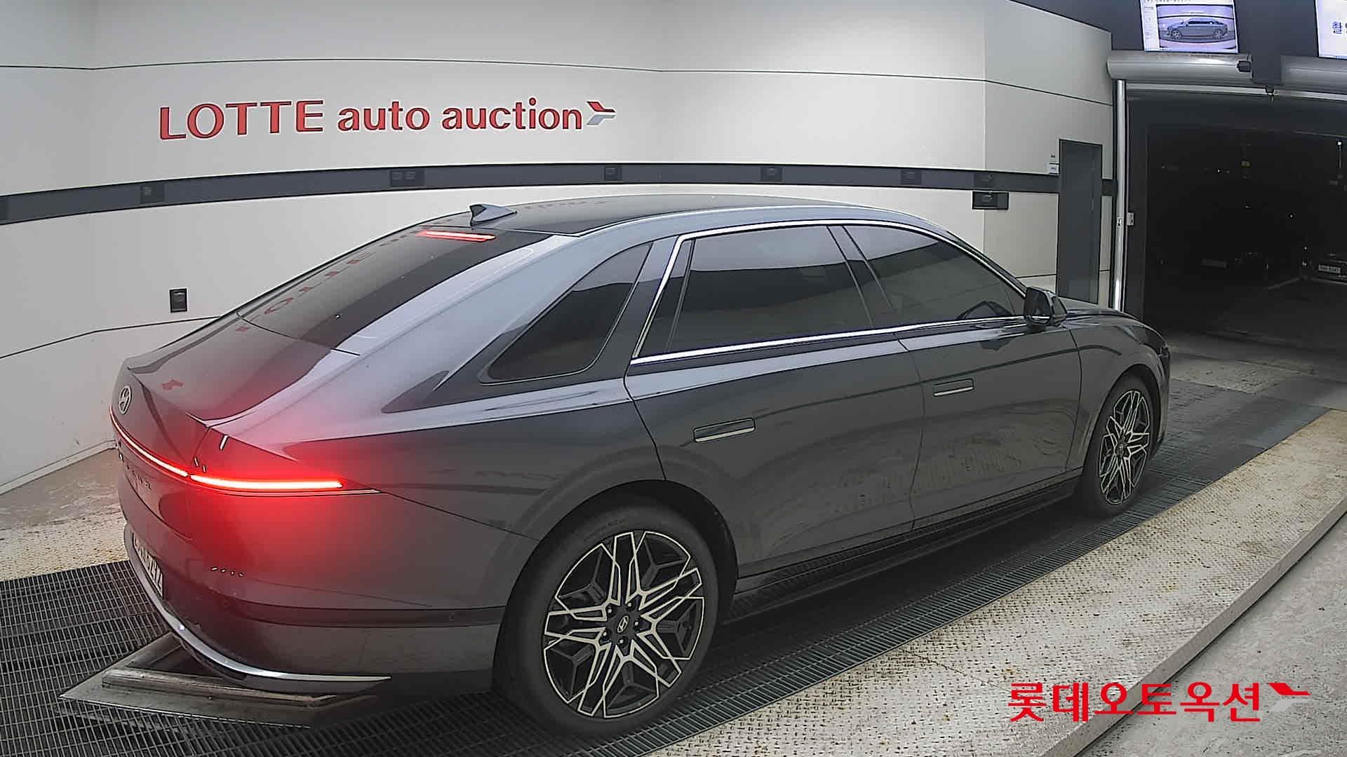 Hyundai - Grandeur | GN7 (G)3.5 Exclusive 2WD AT 14