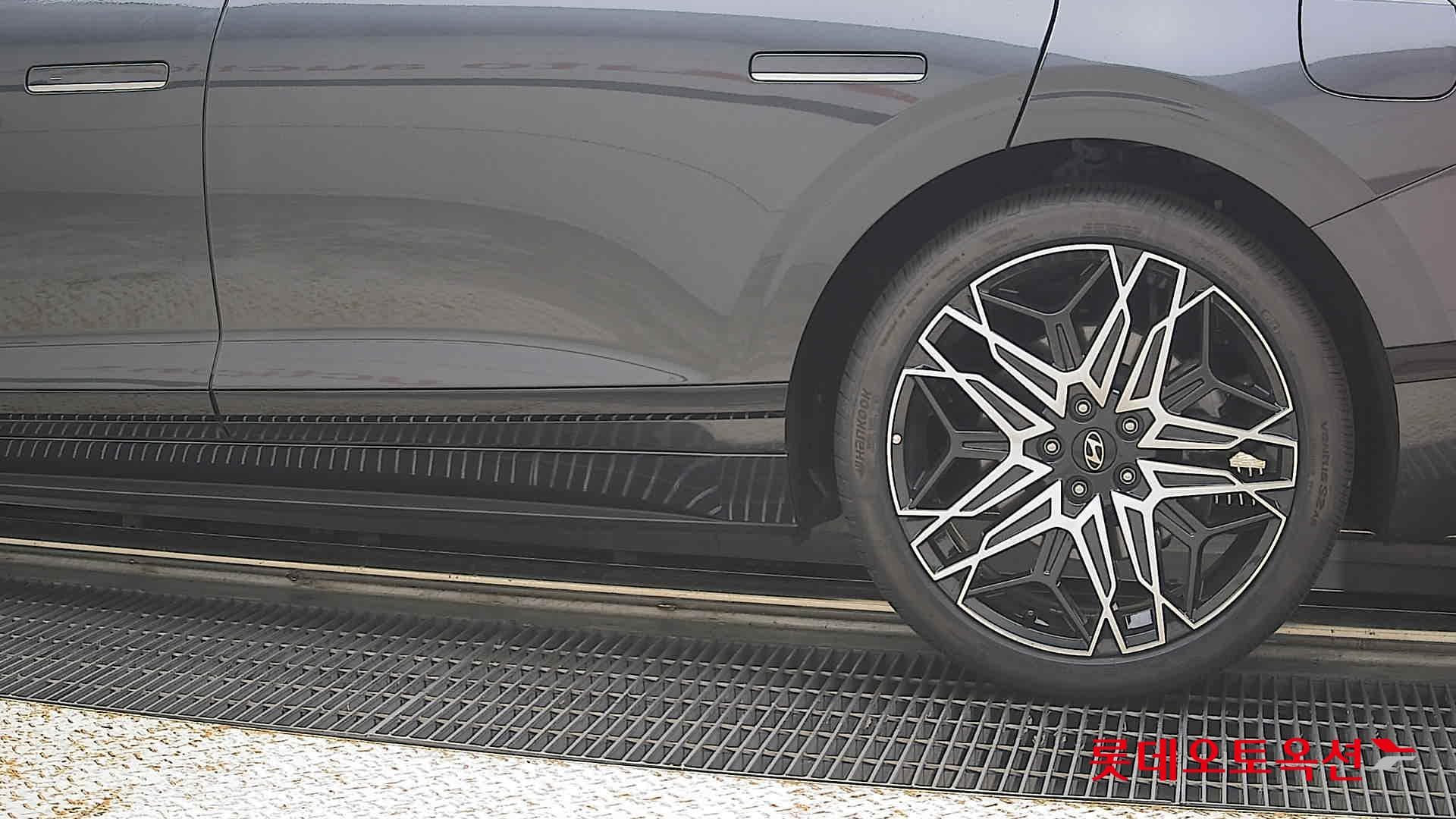 Hyundai - Grandeur | GN7 (G)3.5 Exclusive 2WD AT 22