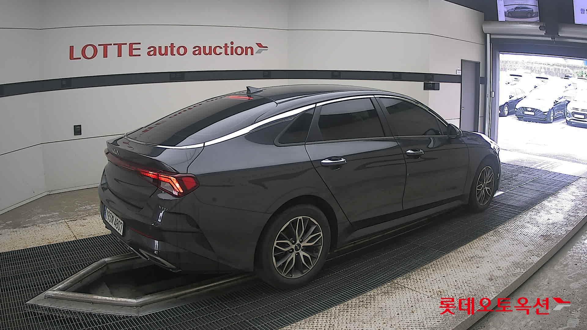 Kia - K5 | INTERACTIVE (G) 2.0 Prestige 14