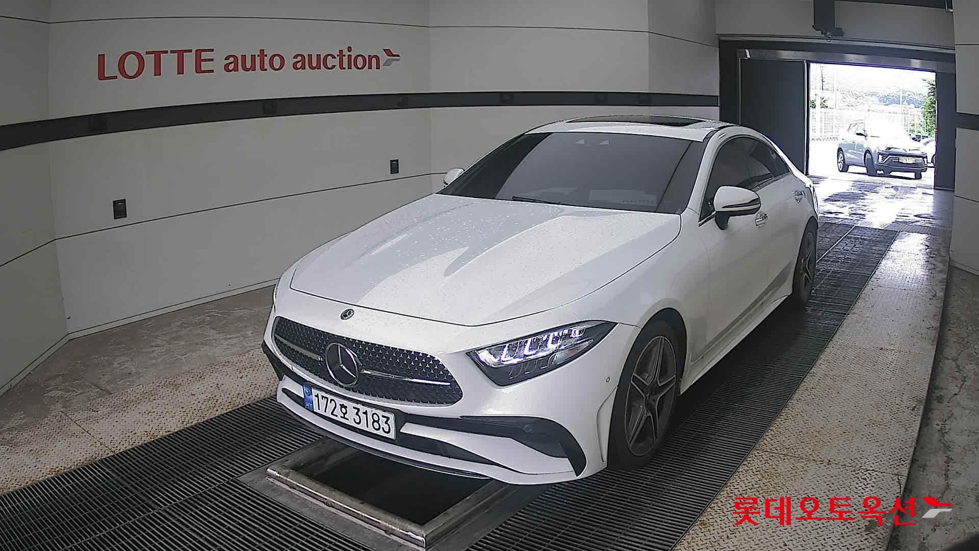Mercedes-Benz - CLS-Class | 300 2