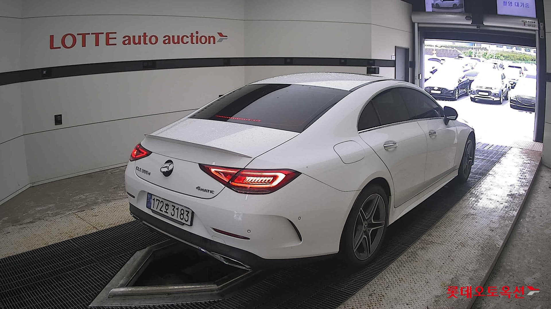 Mercedes-Benz - CLS-Class | 300 12