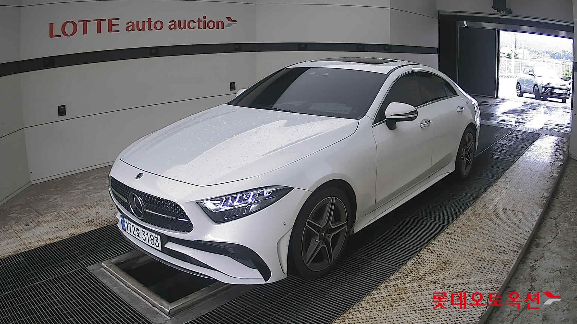 Mercedes-Benz - CLS-Class | 300 3