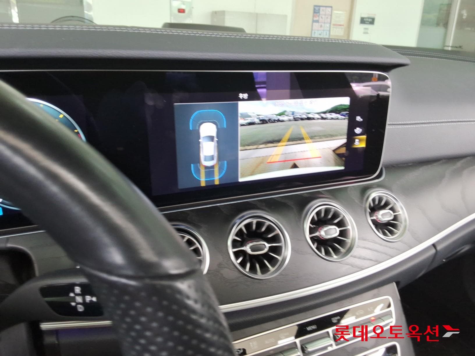 Mercedes-Benz - CLS-Class | 300 30