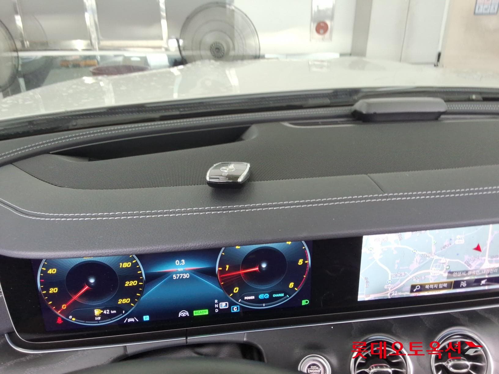 Mercedes-Benz - CLS-Class | 300 33