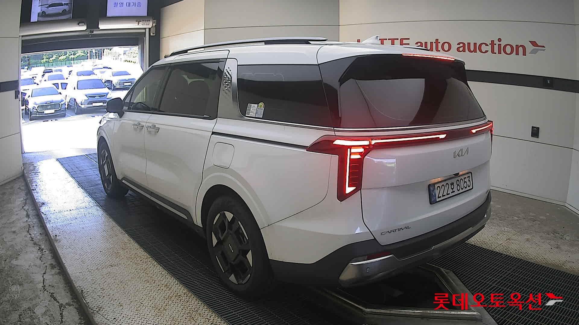 Kia - Carnival | KA4 (H)1.6 Signature 9 2WD AT 10