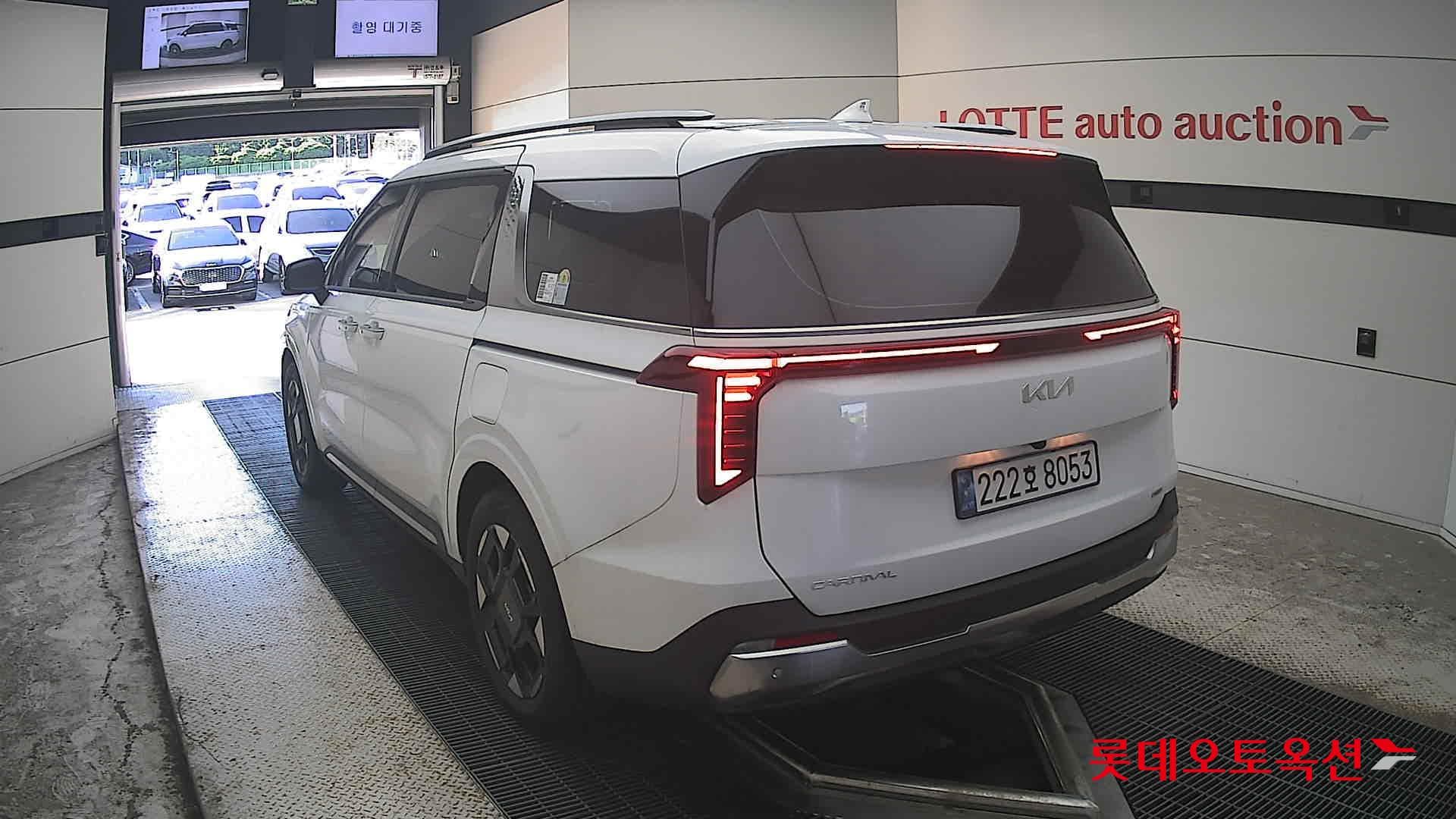 Kia - Carnival | KA4 (H)1.6 Signature 9 2WD AT 9