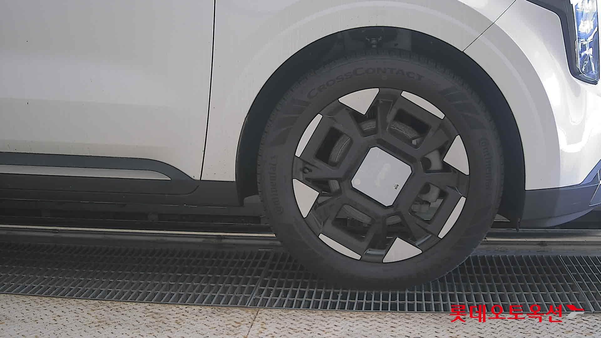 Kia - Carnival | KA4 (H)1.6 Signature 9 2WD AT 23